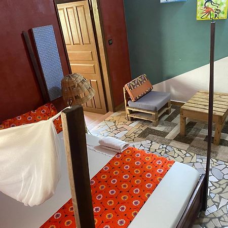 Akwa Guesthouse โกโตนู ภายนอก รูปภาพ